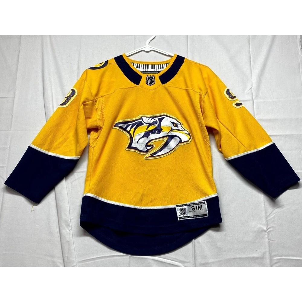 NHL Hockey Jersey Womens S/M Yellow Filip Forsberg #9 Nashville Predators Team